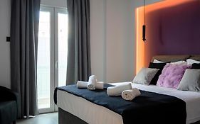 Essel Noir - A Hidden Gem With A Magnificent Acropolis View